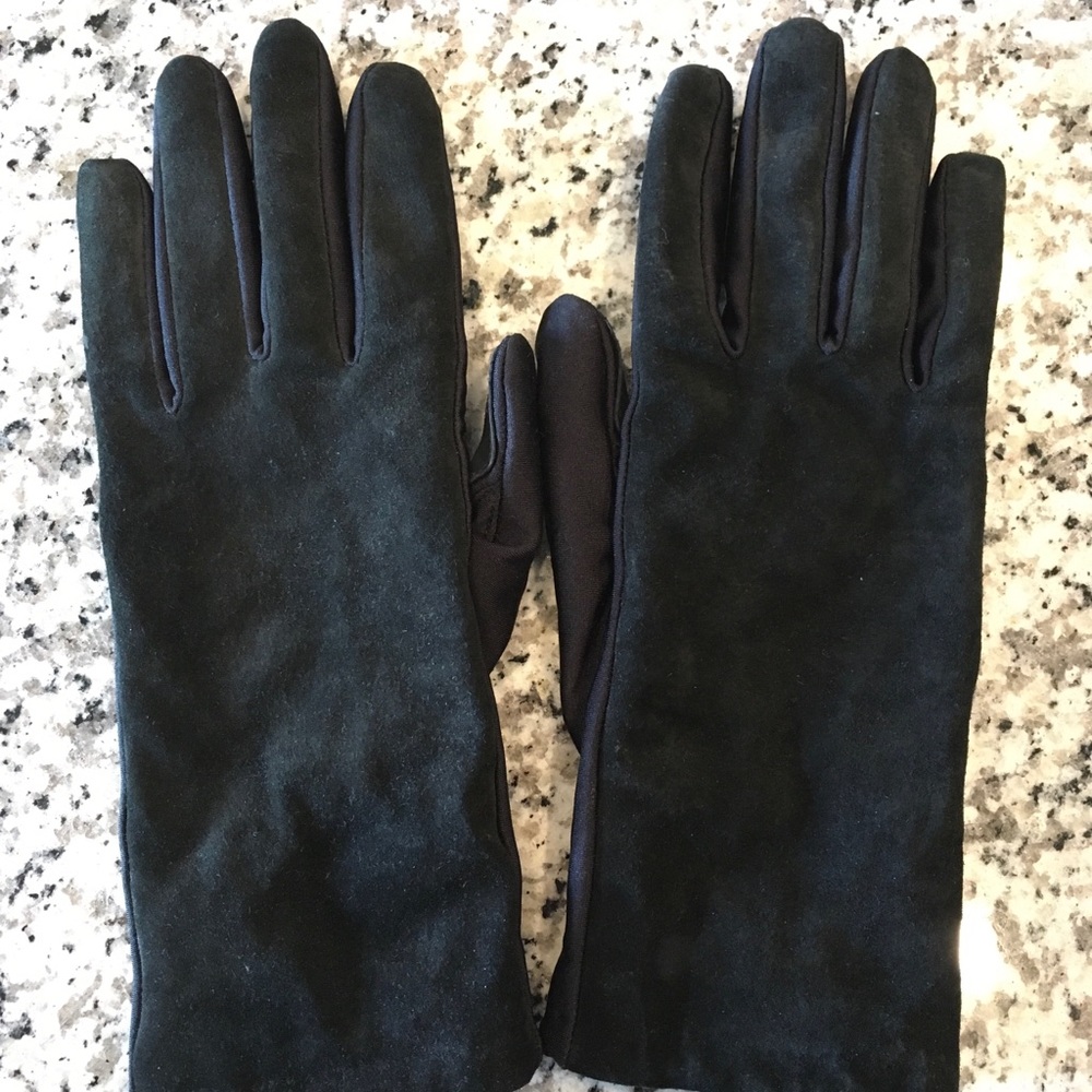 Women’s Black Leather and Nylon Gloves
